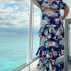 2 piece skirt and shirt